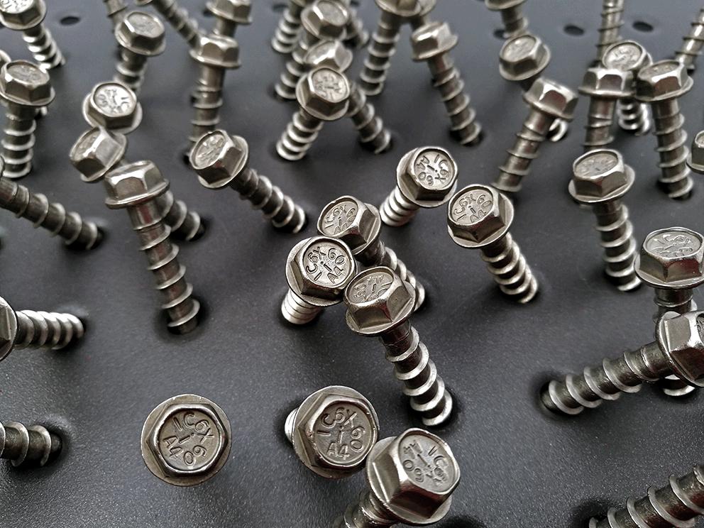 Sesto Fasteners - Concrete Screw Bolt - Eye Bolt