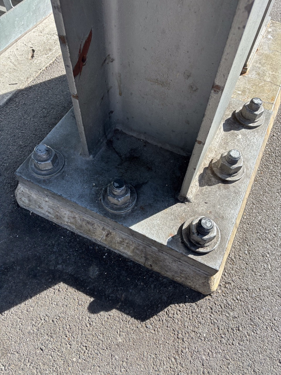 Thru-Bolt Pro Stud Anchor Zinc