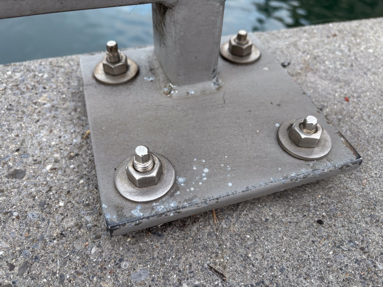 Chisel Point Stud Stainless Steel