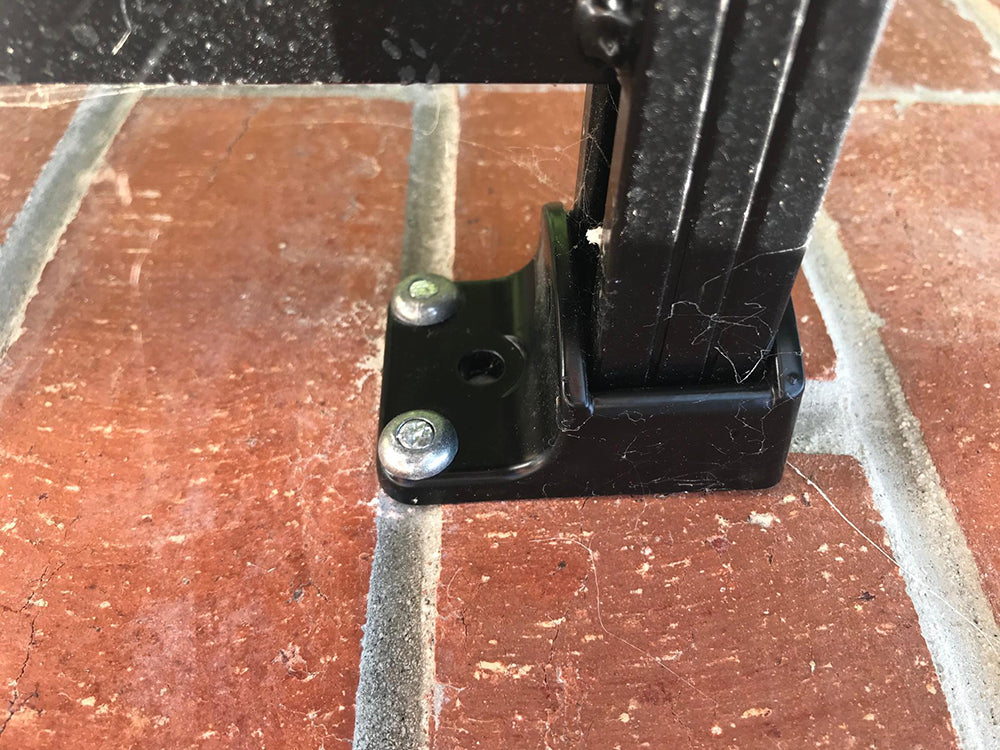 MP65032 concrete metal pin anchor in use